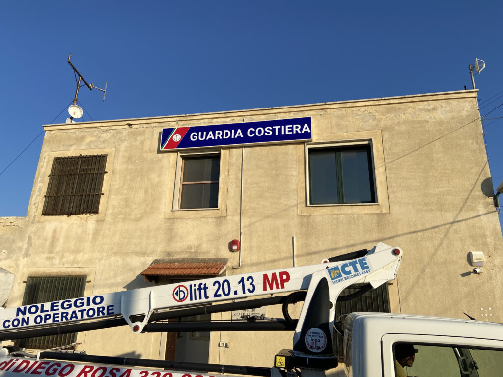 LINEA11 guardia costiera Portopalo di Capopassaero